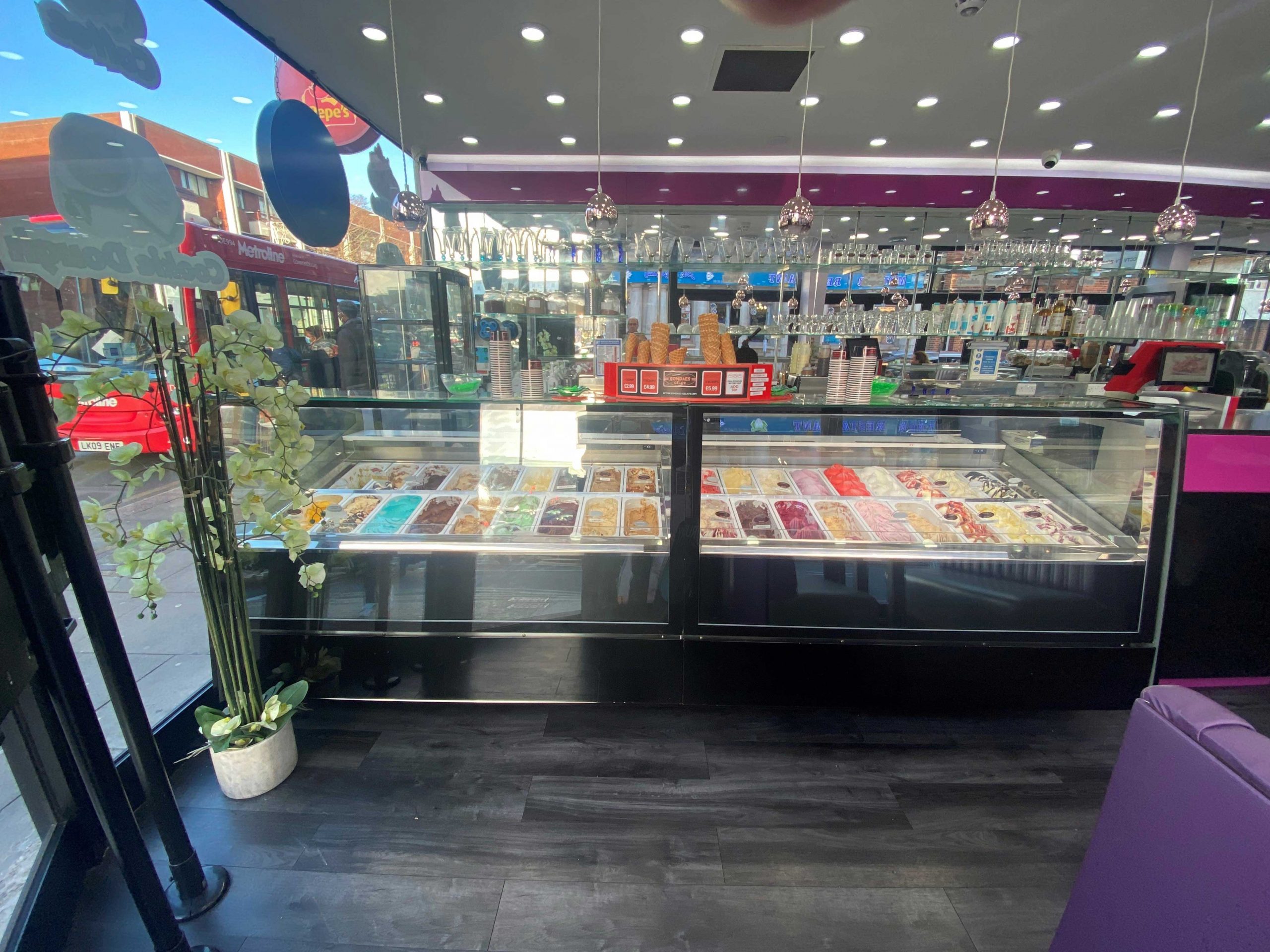 Sundaes Gelato Shopfitting Ice Cream Pastry Shop London ISA